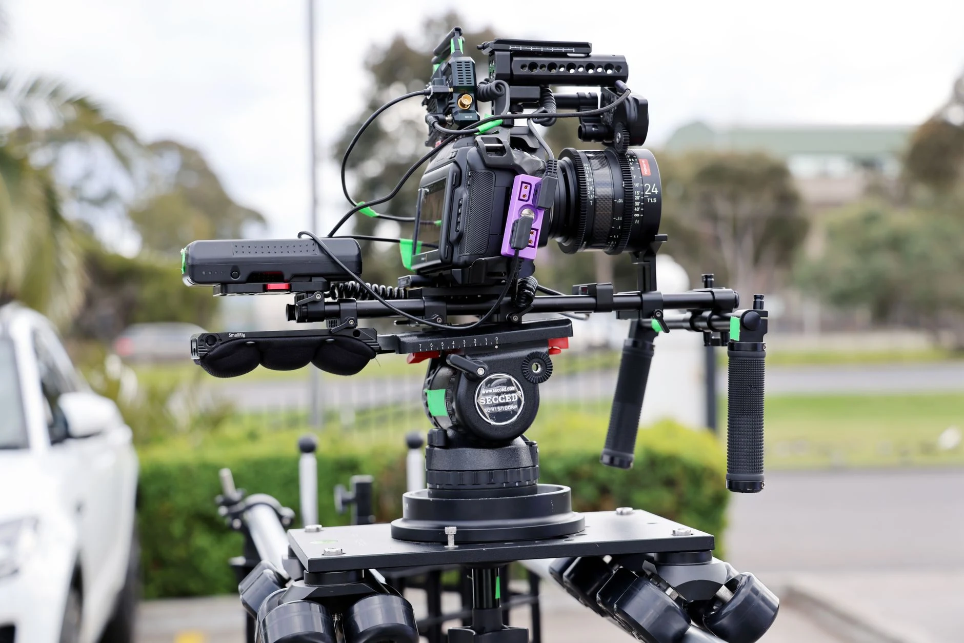 High-end camera rig on a tripod, ideal for outdoor filmmaking in Melbourne.