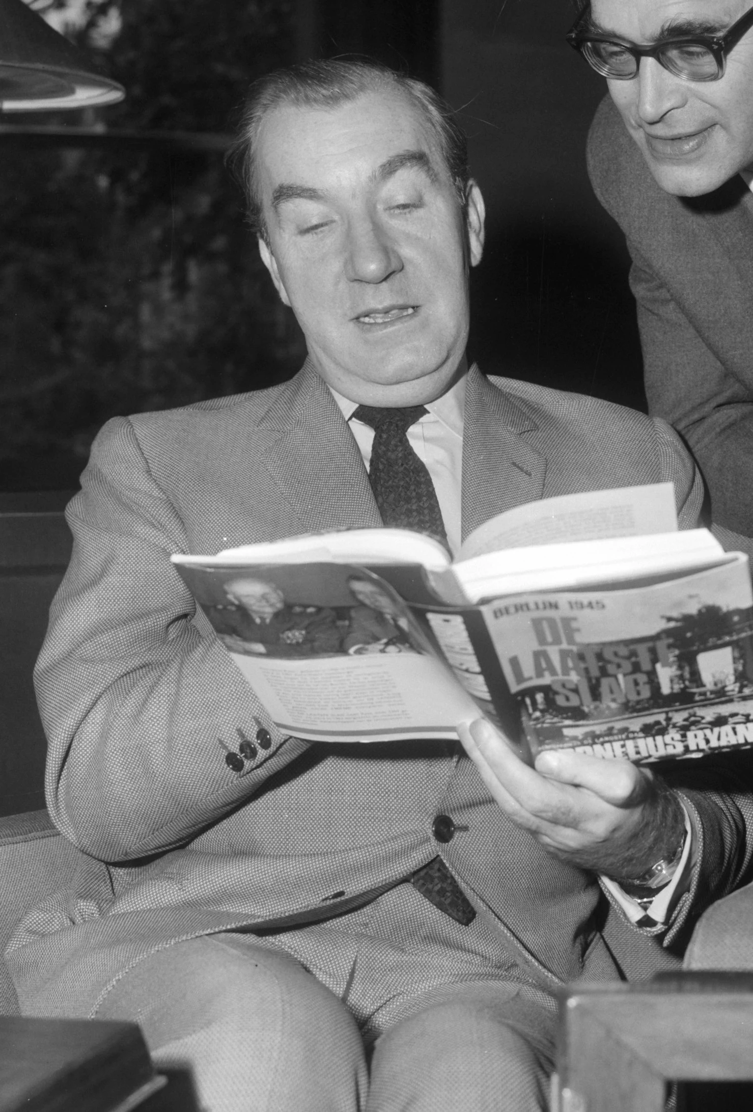 Cornelius Ryan and Godfried Bomans 1966