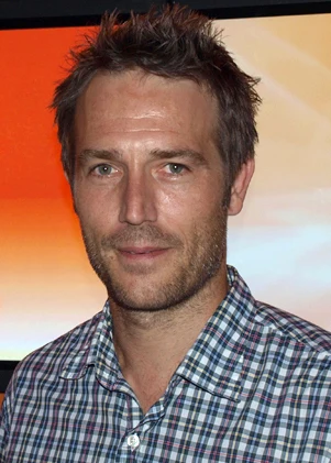 Michael Vartan 2010 cropped