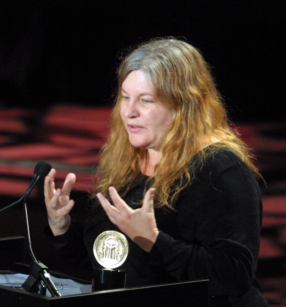 Allison Anders accepts the Peabody Award, May 2002 (cropped)