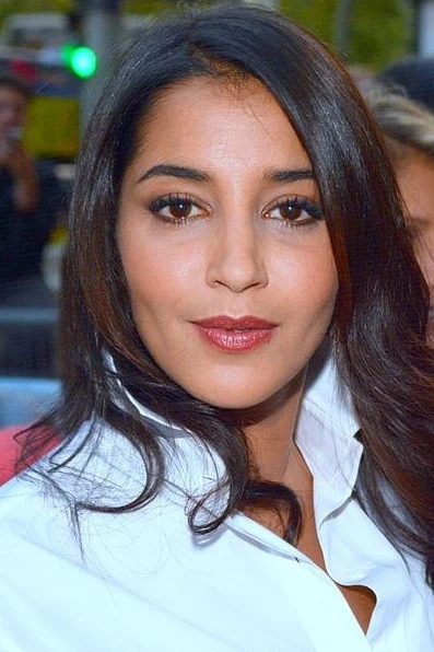 Leïla Bekhti avp Planes 2013