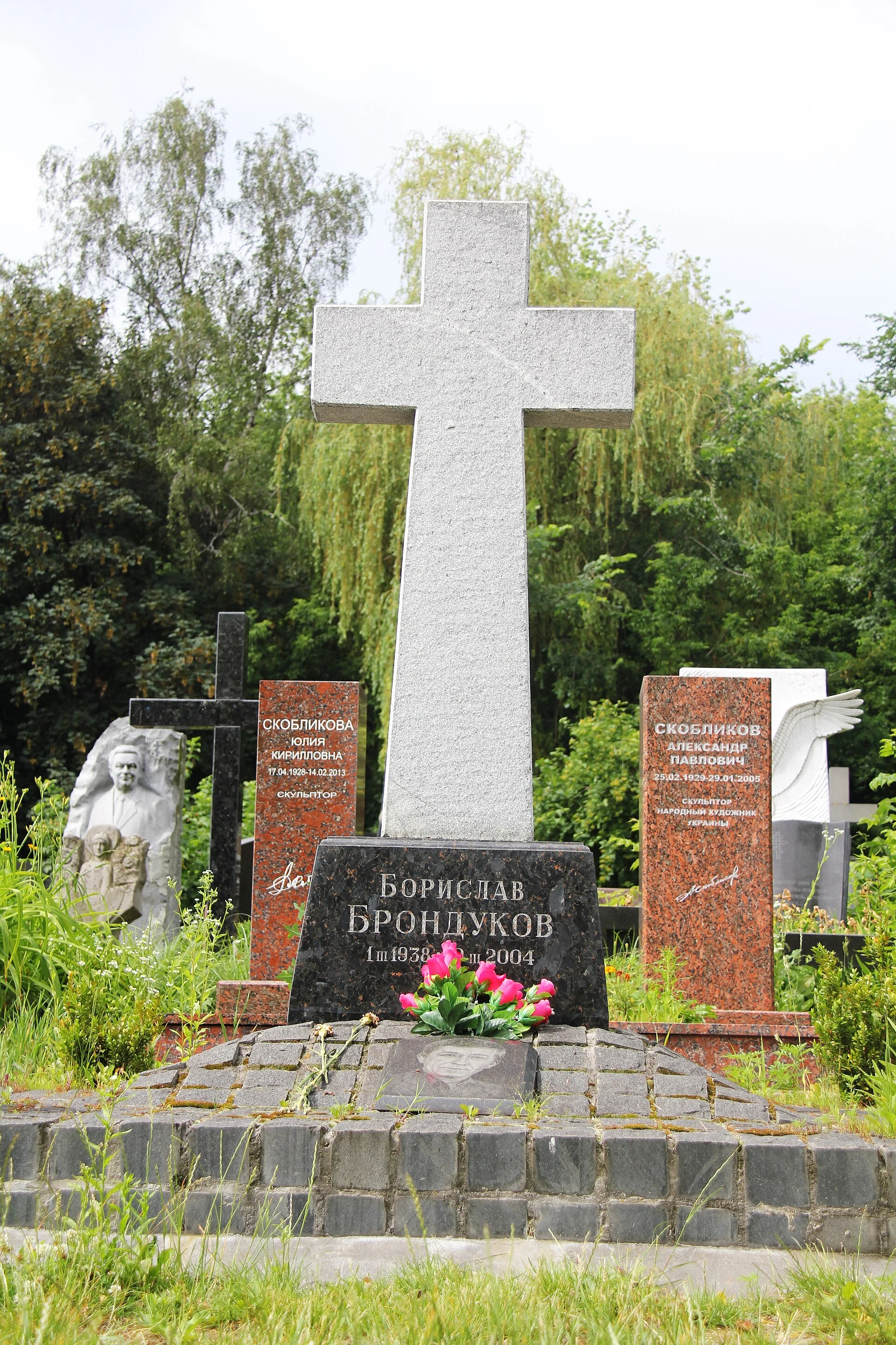 Boryslav Brondukov — Байкове кладовище (діячі кіно) 08