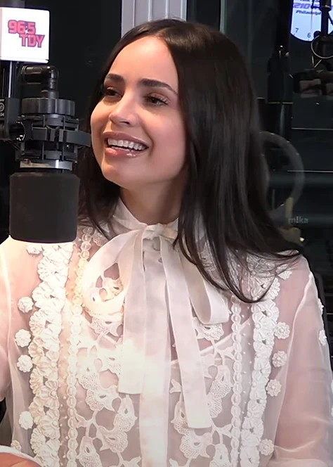 Sofia Carson 2022