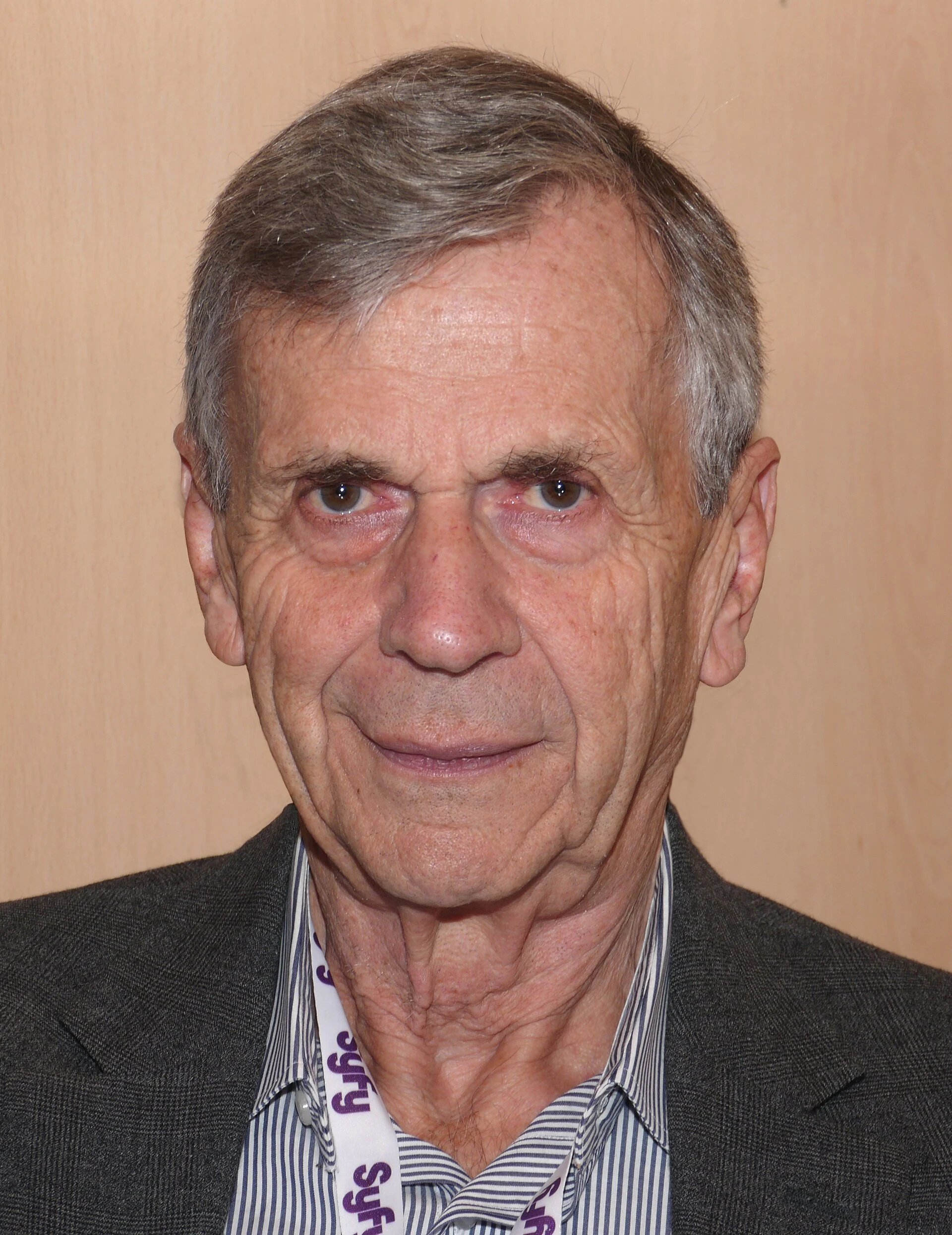 William B. Davis — Toulouse Game Show 2011 - William B Davis - P1280944-CROP