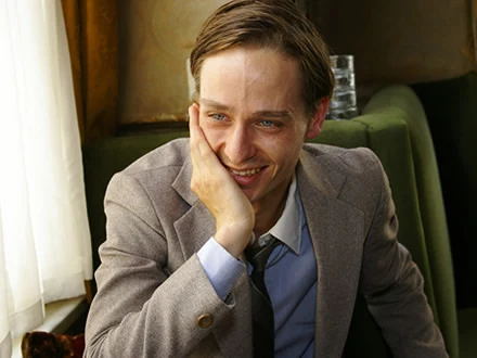 Tom Schilling portrait