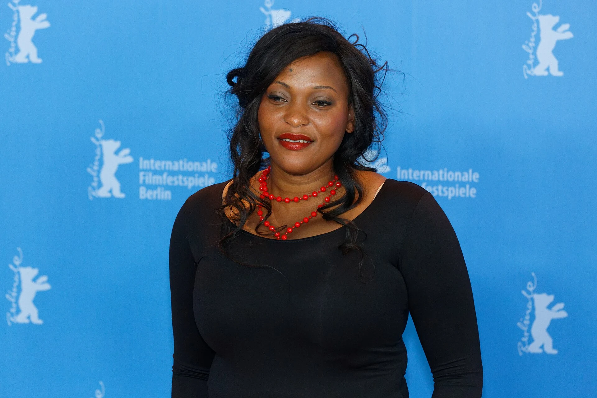 Véro Tshanda Beya Mputu — Véro Tshanda Beya Photo Call Félicité Berlinale 2017 03